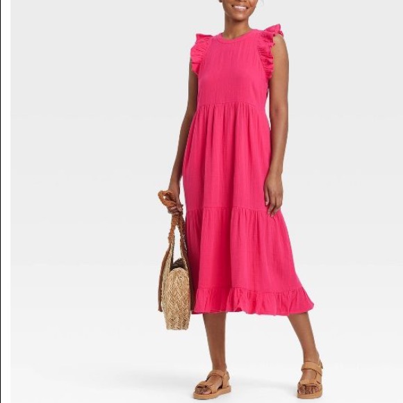 Universal Thread Dresses & Skirts - NWT Pink Tiered Ruffle Sleeve Maxi Dress